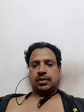 Snapshot of Raj1043 chatting on 15, 12, 2024 Raj1043 online show from 15, 12, 2024