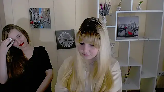 Snapshot of _Nicole_new chatting on 13, 3, 2025  Nicole new online show from 13, 3, 2025