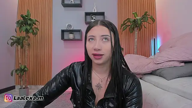 Snapshot of Aixaa_charles chatting on 16, 11, 2025 Aixaa charles online show from 16, 11, 2025