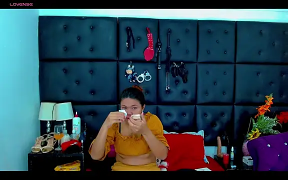 Isalombardi online show from 24, 4, 2026