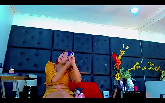 Snapshot of Isalombardi chatting on 24, 2, 2026 Isalombardi online show from 24, 2, 2026