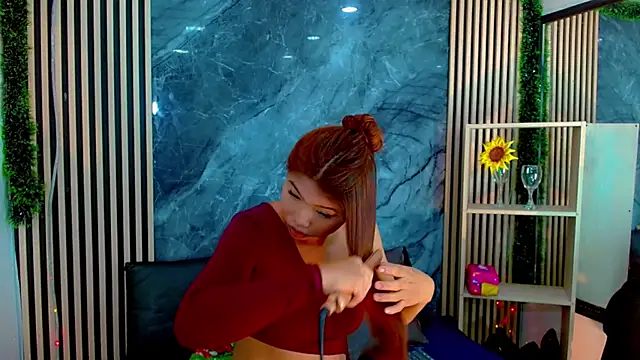 Snapshot of Isalombardi chatting on 6, 1, 2026 Isalombardi online show from 6, 1, 2026