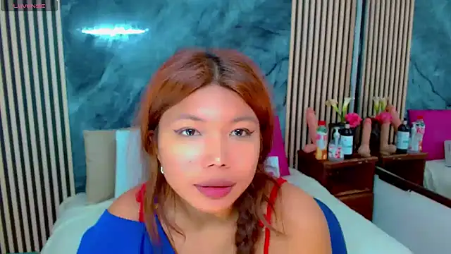 Isalombardi online show from 2, 3, 2025