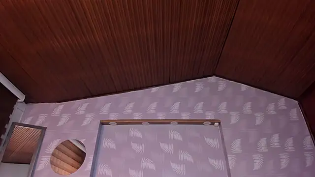 Snapshot of darling_spoiled chatting on 9, 11, 2025 darling spoiled online show from 9, 11, 2025