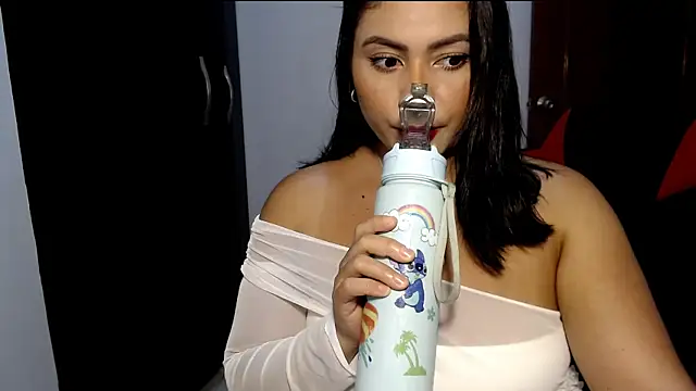 Snapshot of meghan2 chatting on 26, 10, 2025 meghan2 online show from 26, 10, 2025