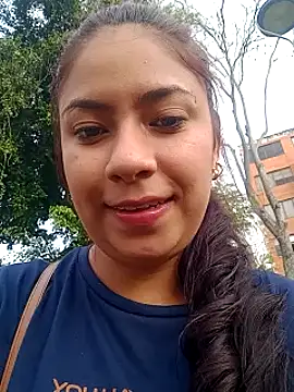 Mary Pompis online show from 25, 1, 2025