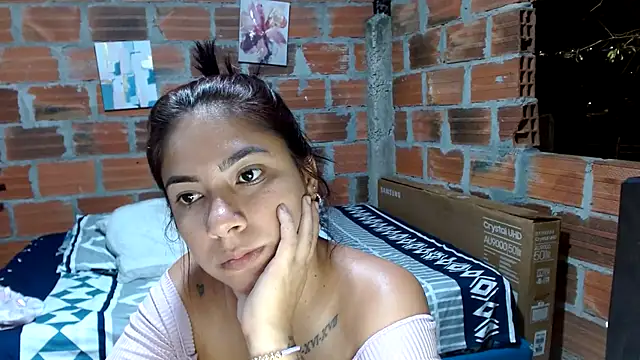 Mary Pompis online show from 1, 3, 2025