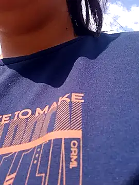 Mary Pompis online show from 16, 1, 2025