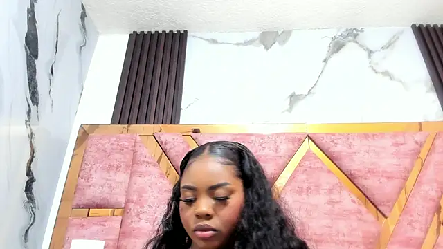 Snapshot of mia_alvares chatting on 6, 5, 2026 mia alvares online show from 6, 5, 2026