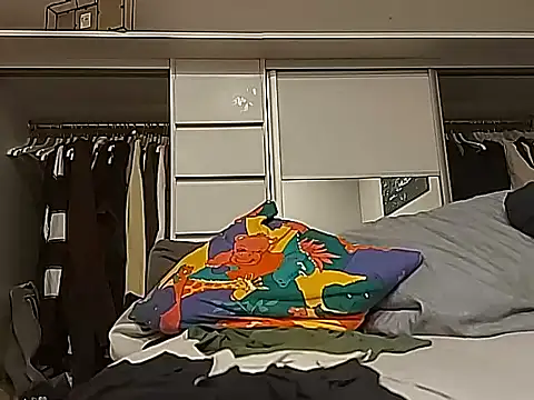 Holidayysouth online show from 3, 12, 2025