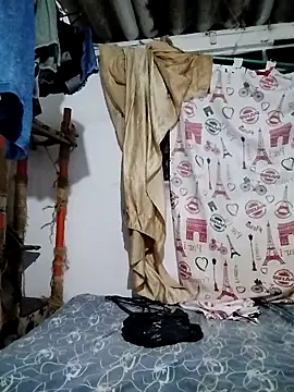 safira hot online show from 19, 4, 2026