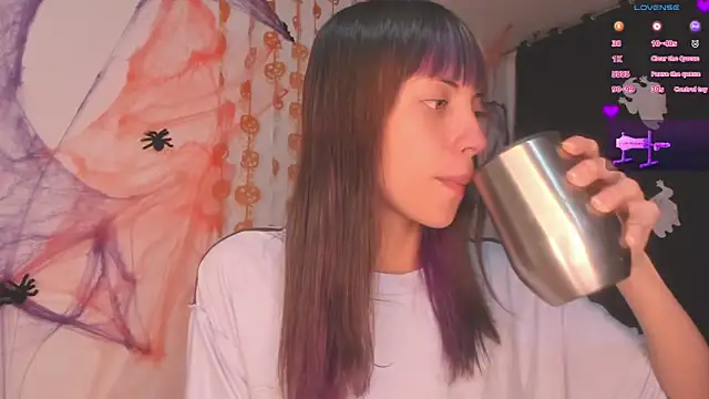 MiaGoth  online show from 5, 11, 2025