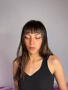 Snapshot of MiaGoth_ chatting on 15, 5, 2026 MiaGoth online show from 15, 5, 2026
