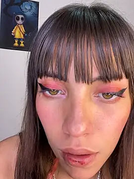 MiaGoth  online show from 13, 6, 2026