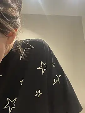 BelleSkye online show from 27, 2, 2025