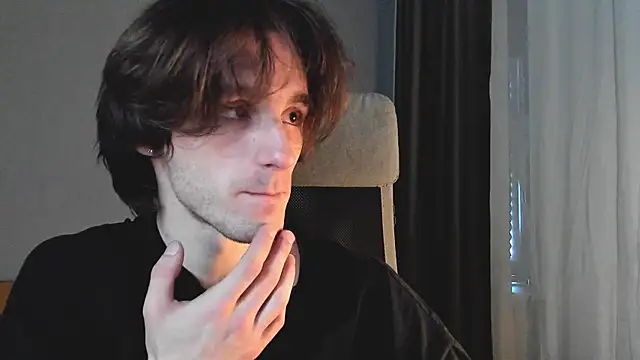 misterhult online show from 4, 12, 2024
