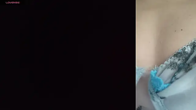 Snapshot of aurelialux chatting on 28, 11, 2025 aurelialux online show from 28, 11, 2025