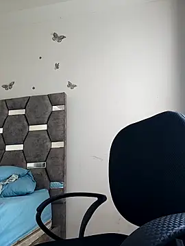 Snapshot of aurelialux chatting on 14, 11, 2025 aurelialux online show from 14, 11, 2025