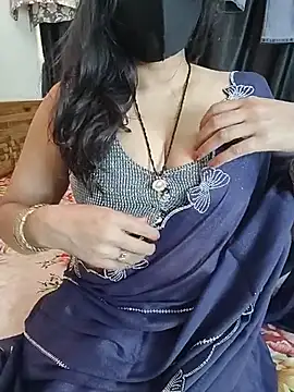 Snapshot of kaamuk_shweta chatting on 18, 7, 2026 kaamuk shweta online show from 18, 7, 2026