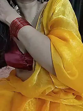 Snapshot of kaamuk_shweta chatting on 23, 6, 2026 kaamuk shweta online show from 23, 6, 2026