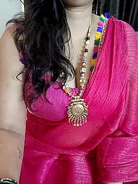 Snapshot of kaamuk_shweta chatting on 9, 8, 2026 kaamuk shweta online show from 9, 8, 2026