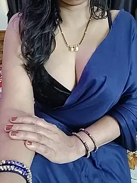 Snapshot of kaamuk_shweta chatting on 19, 7, 2026 kaamuk shweta online show from 19, 7, 2026