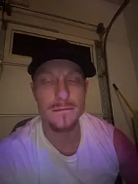 Snapshot of bigred0808 chatting on 17, 1, 2026 bigred0808 online show from 17, 1, 2026