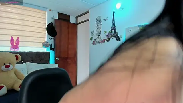 Luxxur69 online show from 13, 4, 2026