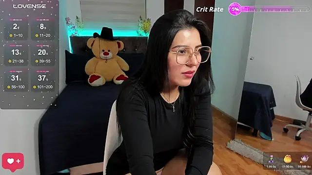 Snapshot of Luxxur69 chatting on 20, 11, 2025 Luxxur69 online show from 20, 11, 2025