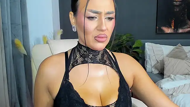 Snapshot of Sonia__Rey chatting on 23, 9, 2025 Sonia Rey online show from 23, 9, 2025