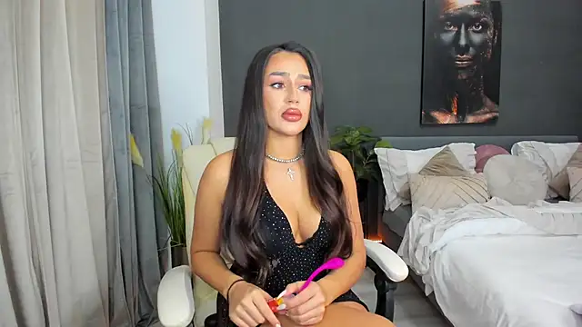Snapshot of Sonia__Rey chatting on 17, 10, 2025 Sonia Rey online show from 17, 10, 2025