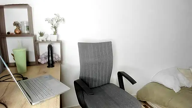 Snapshot of jonmaykolrose chatting on 26, 10, 2025 jonmaykolrose online show from 26, 10, 2025