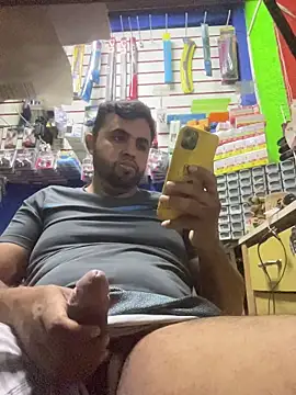 Snapshot of Sheik_z_o chatting on 9, 2, 2026 Sheik z o online show from 9, 2, 2026