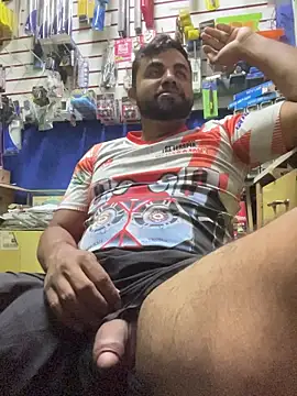 Snapshot of Sheik_z_o chatting on 27, 10, 2025 Sheik z o online show from 27, 10, 2025