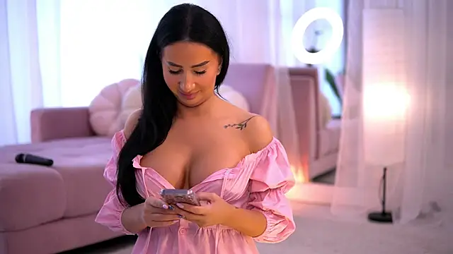 AnaRhodes online show from 28, 3, 2026