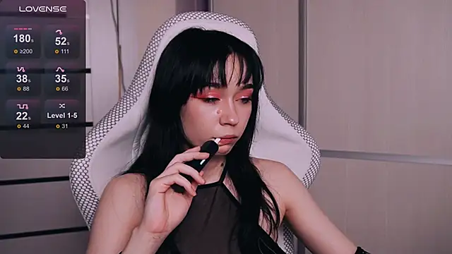 Snapshot of Kimiko__ chatting on 27, 5, 2026 Kimiko online show from 27, 5, 2026