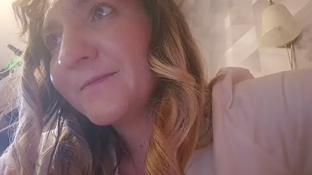 Snapshot of EstrellaWalters chatting on 26, 5, 2026 EstrellaWalters online show from 26, 5, 2026