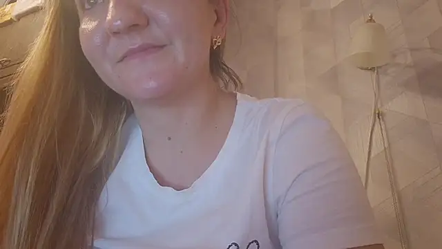 EstrellaWalters online show from 8, 11, 2025