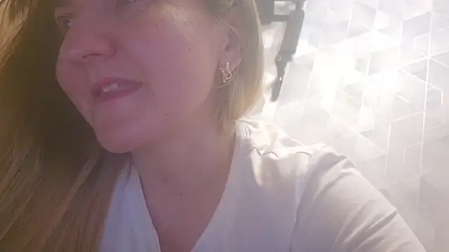 Snapshot of EstrellaWalters chatting on 26, 4, 2026 EstrellaWalters online show from 26, 4, 2026