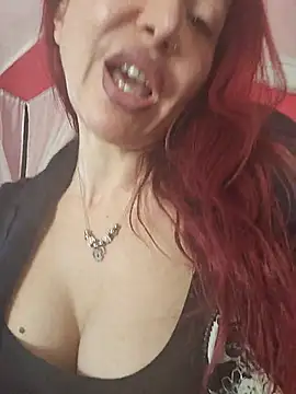 Snapshot of Carolina_red chatting on 9, 3, 2026 Carolina red online show from 9, 3, 2026