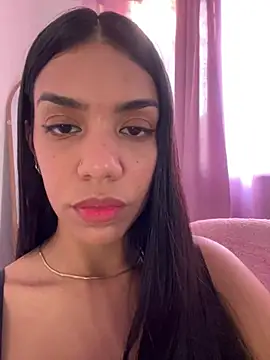 -Naomyy- online show from 25, 1, 2025