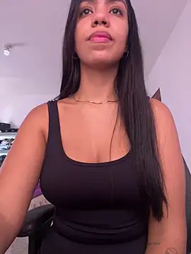 -Naomyy- online show from 14, 1, 2026