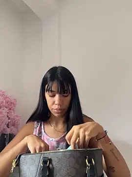 -Naomyy- online show from 2, 2, 2026