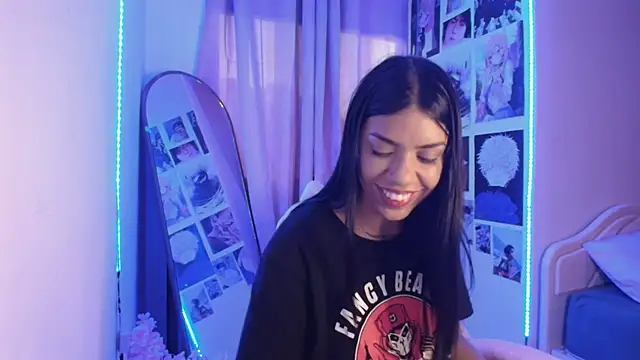 -Naomyy- online show from 30, 1, 2025