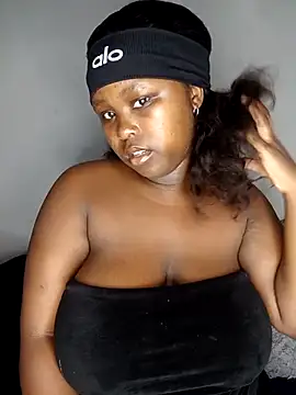 Dark Berry 26 online show from 17, 5, 2026