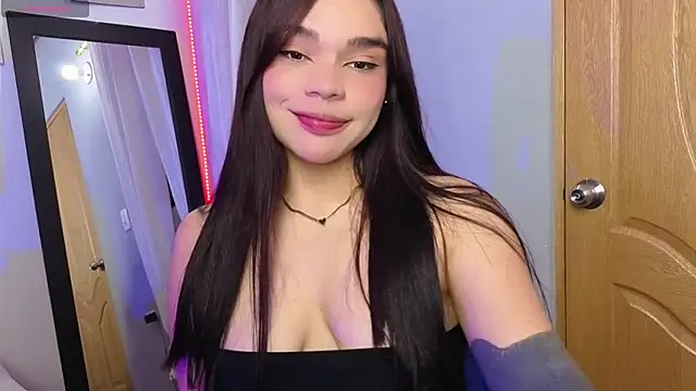 Snapshot of Veronica_111 chatting on 6, 6, 2026 Veronica 111 online show from 6, 6, 2026