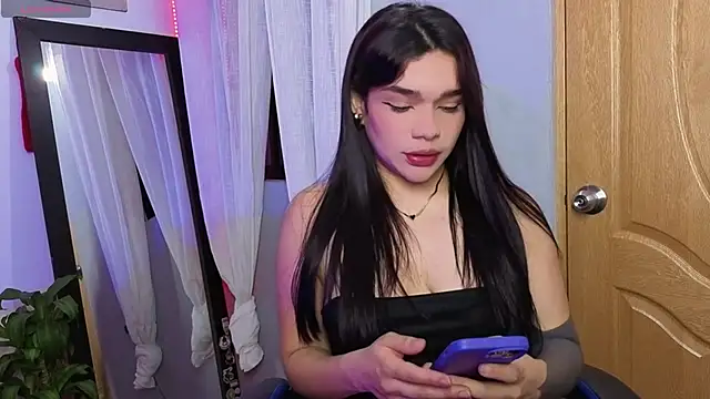 Snapshot of Veronica_111 chatting on 9, 5, 2026 Veronica 111 online show from 9, 5, 2026