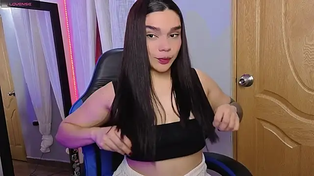 Snapshot of Veronica_111 chatting on 27, 5, 2026 Veronica 111 online show from 27, 5, 2026