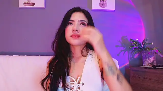 adara johnson   online show from 5, 4, 2026