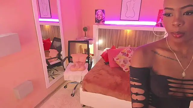 Renata Foxx2 online show from 22, 1, 2025